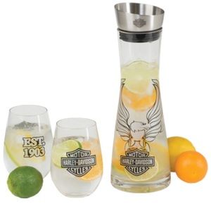Harley Davidson glassware displayed only!